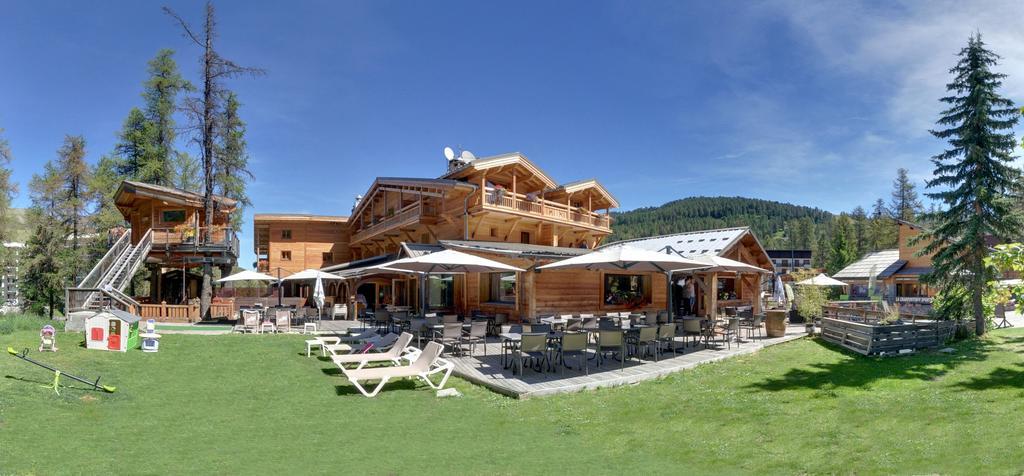 & Restaurant Les Escondus Hotel