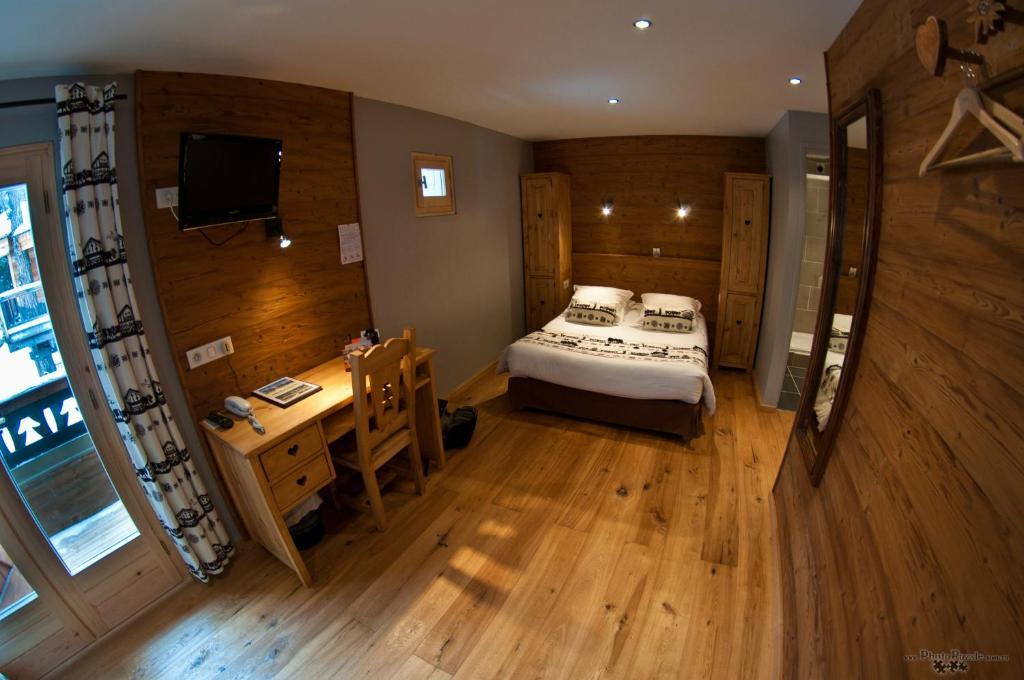 Hotel & Restaurant Les Escondus 3*